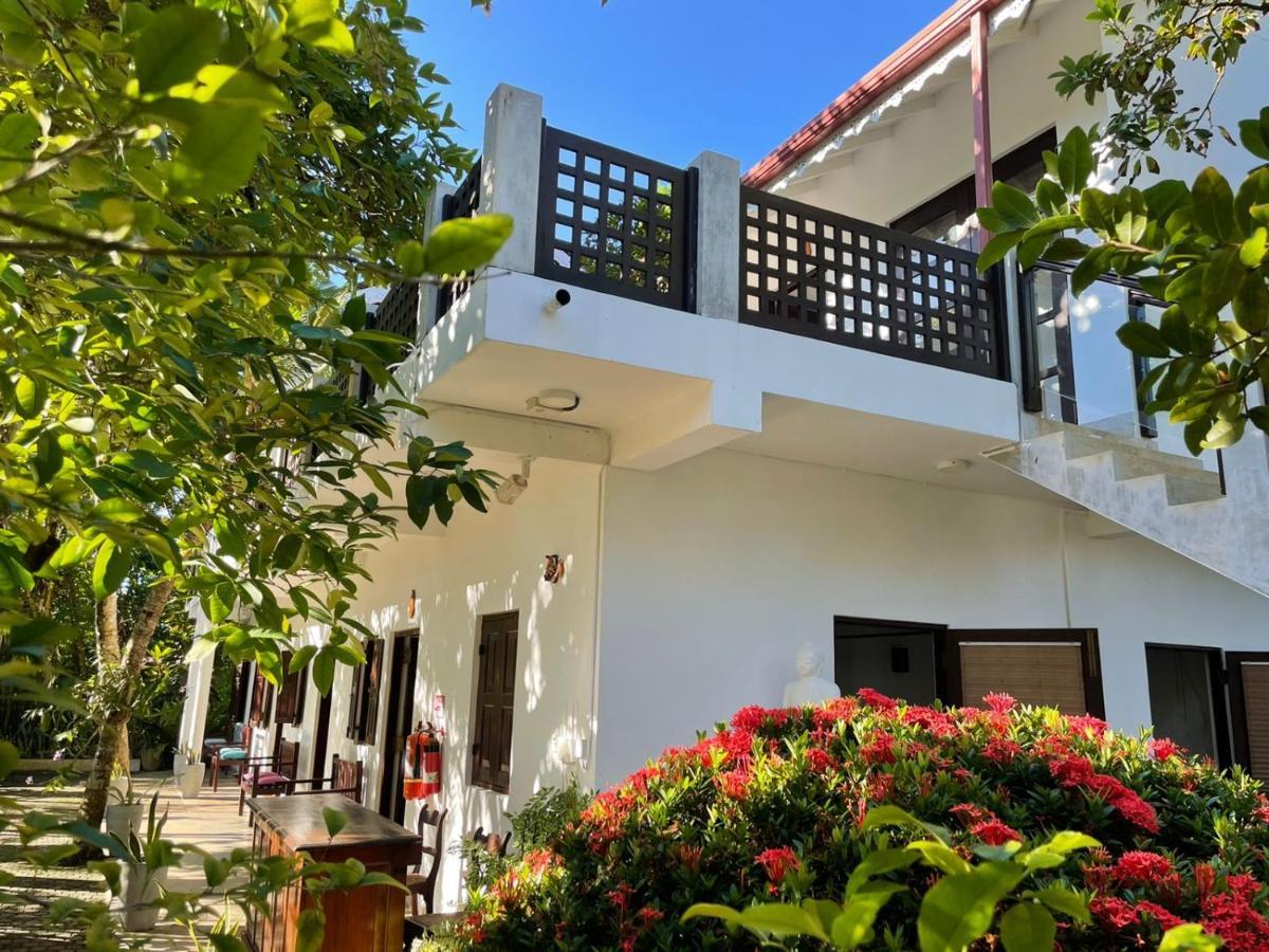 Wasantha Garden Hotel Restaurant & Ayurvedic Treatment Weligama Eksteriør bilde